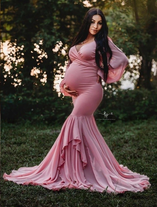 Mermaid Maternity gowns for Photoshoot in India